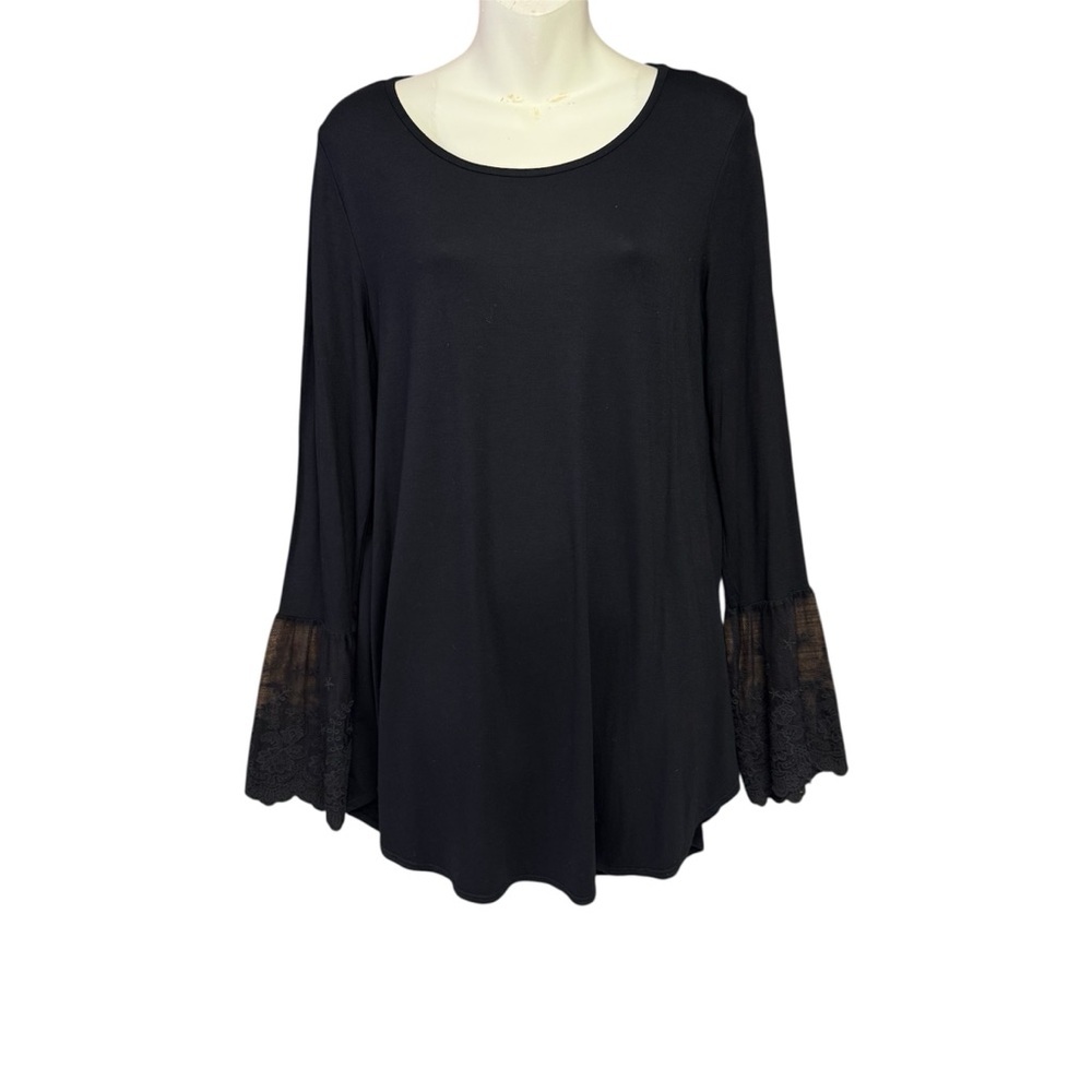 Bombom size large Black Women's Tunic with Lace Sleeves